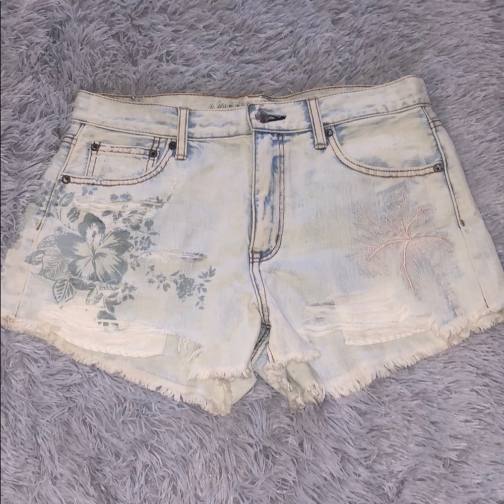 American Eagle High Rise Shorts
